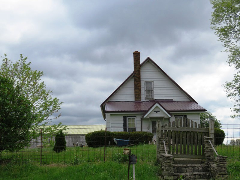 Personal property and real estate auction 3