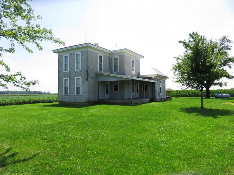 Personal property and real estate auction 1