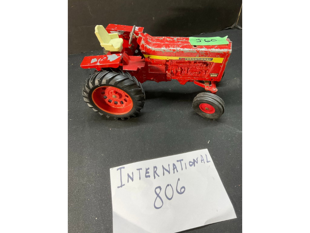 560 1