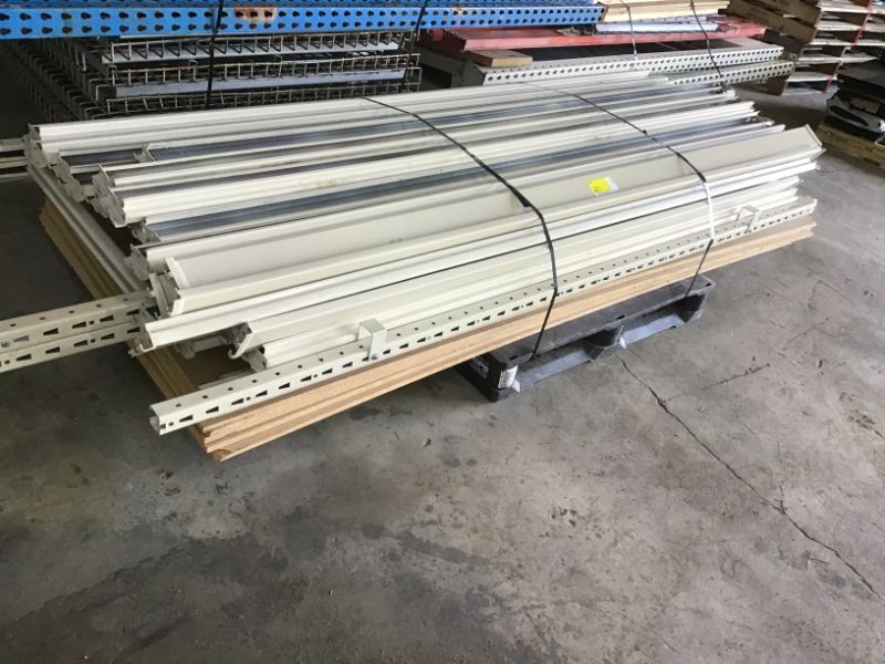 957