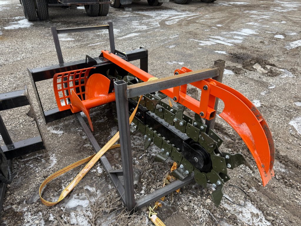 3647