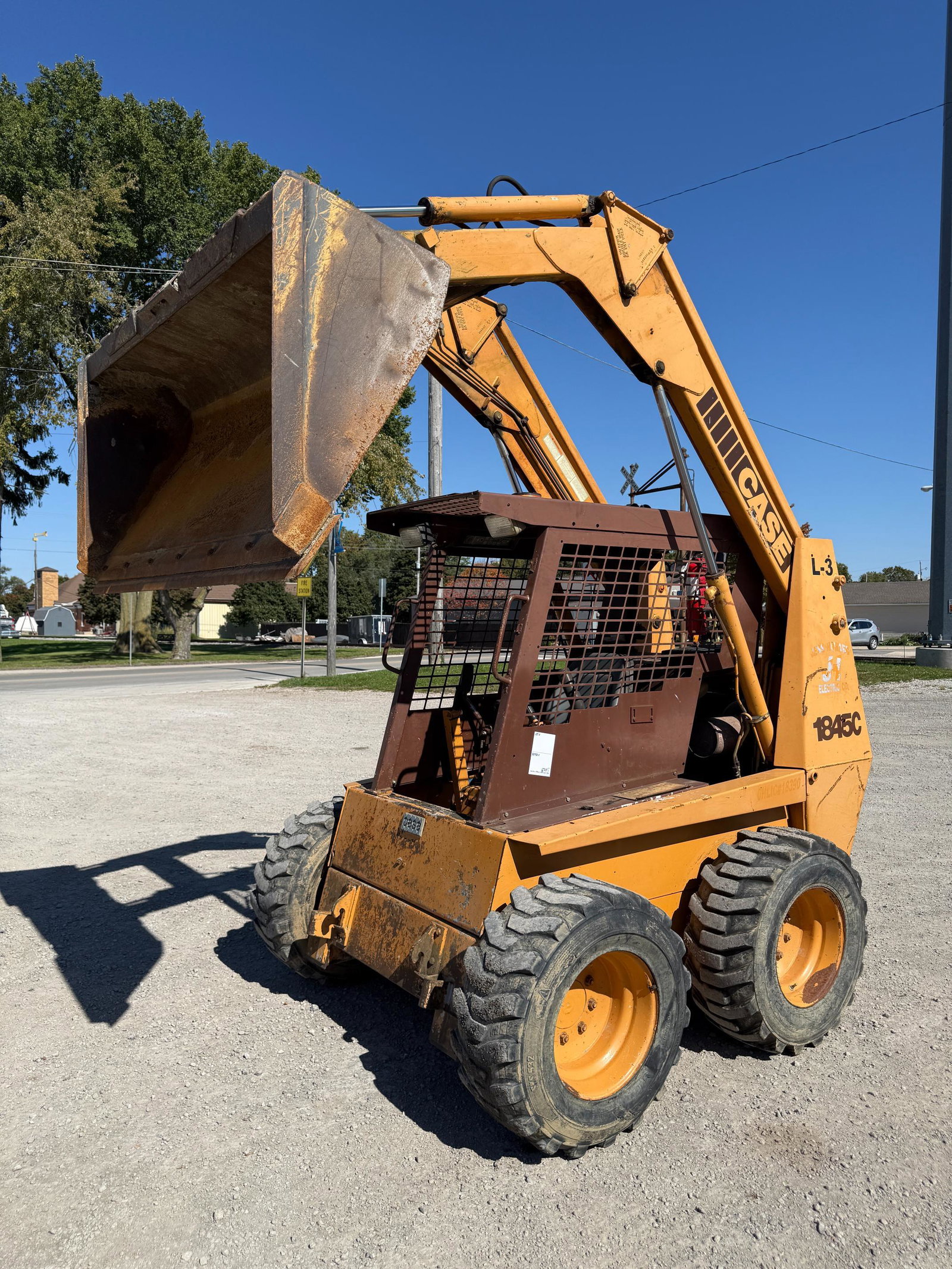 6451