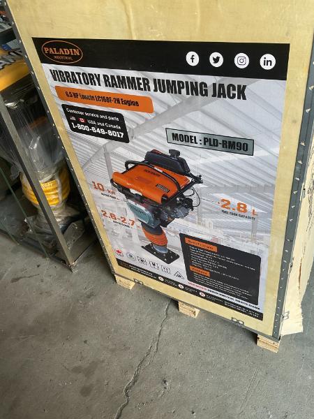 8678
